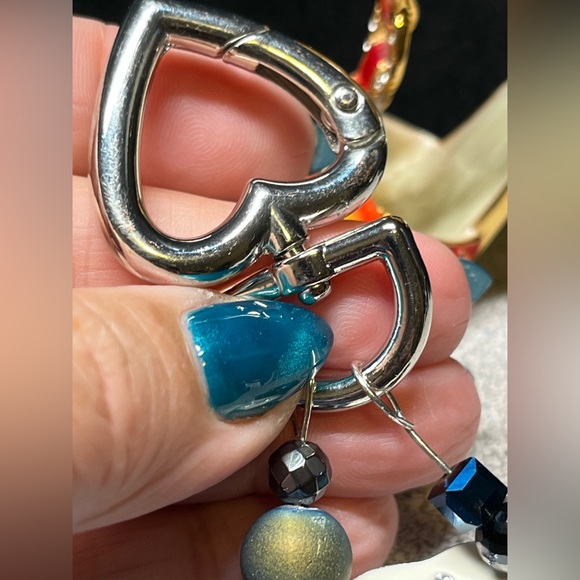 Beautiful piano and crystal keychain/purse bling - Picture 9 of 13